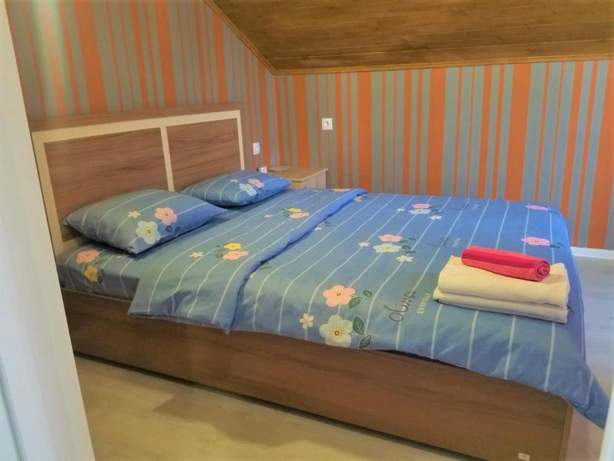 Urban Stay Rooms In Tbilisi Exterior photo